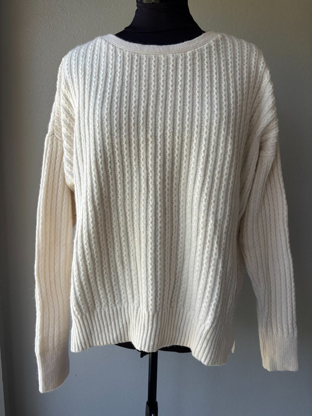 Ann Taylor Sweater Size Large Pull Over Alpaca Wool Nylon Blend Cream Off White